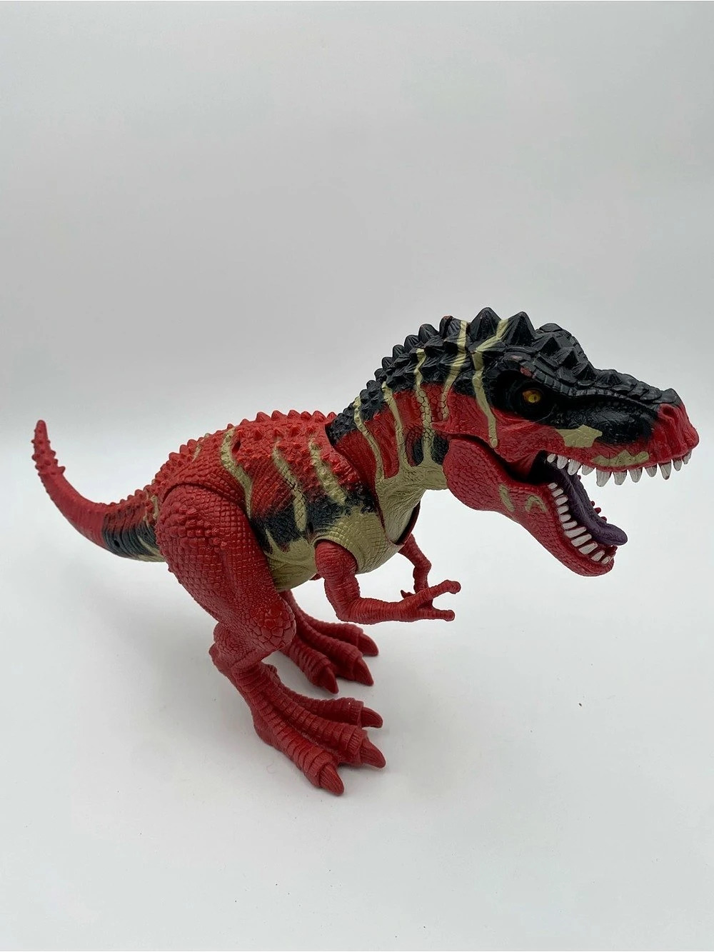 Mattel Jurassic World Battle Damage Albertosaurus Red & Black